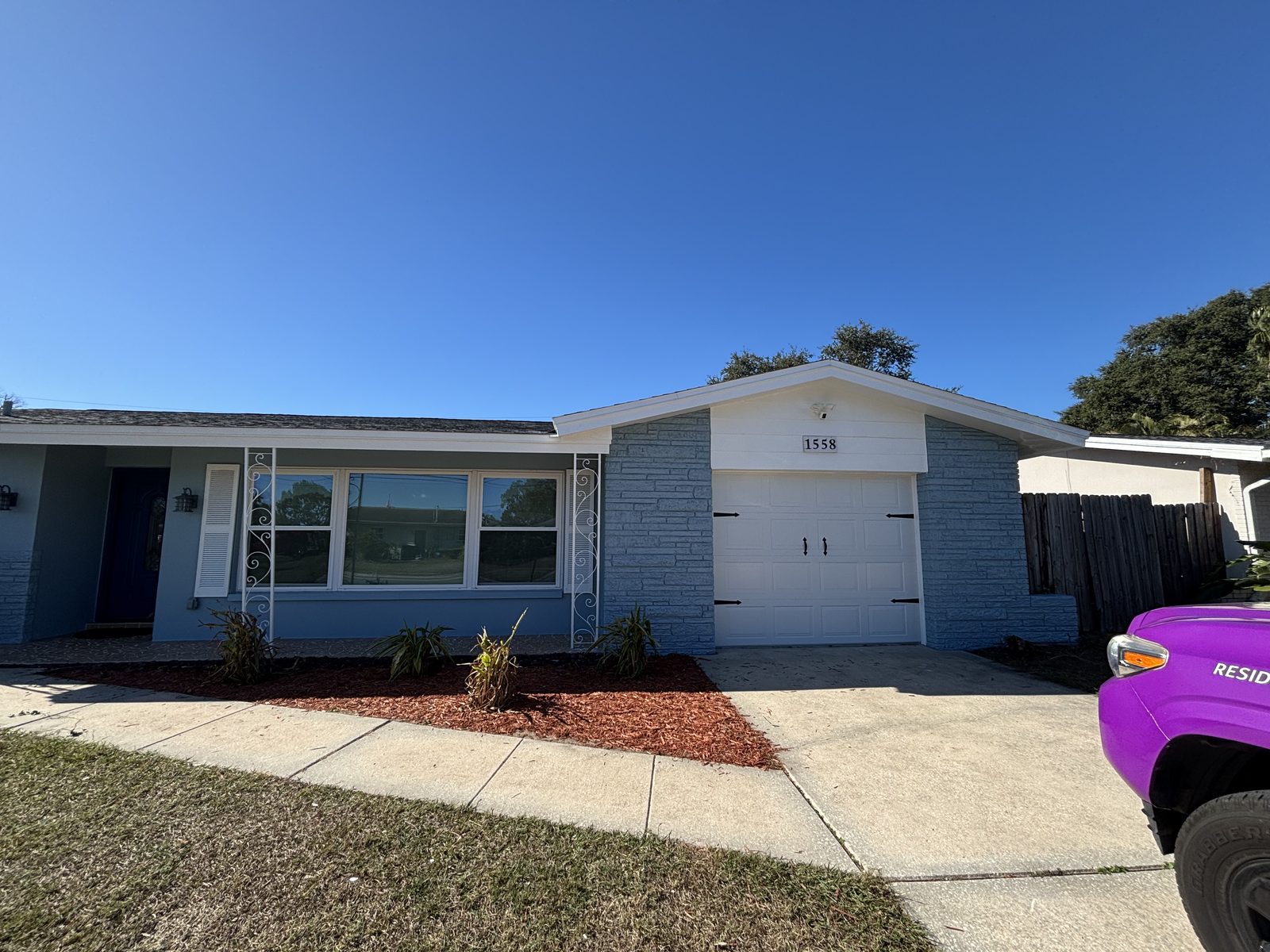 Pressure washing services in Tampa, Florida